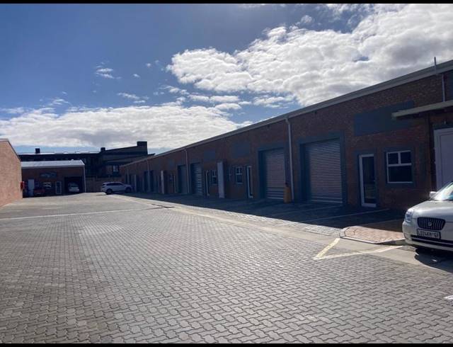 BUSINESS PROPERTY TO RENT IN FAIRVIEW